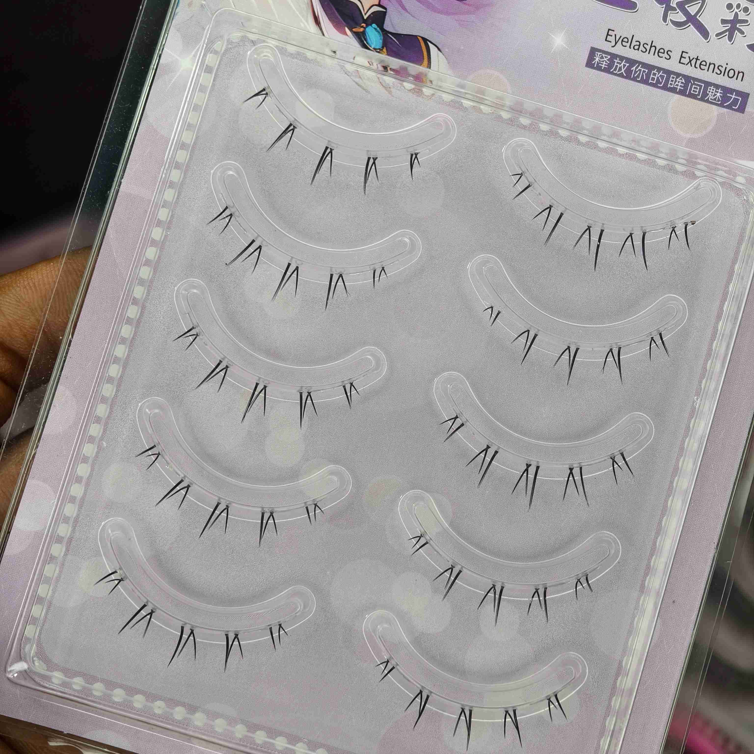 Extremly Natural lightweight Lower lash - B