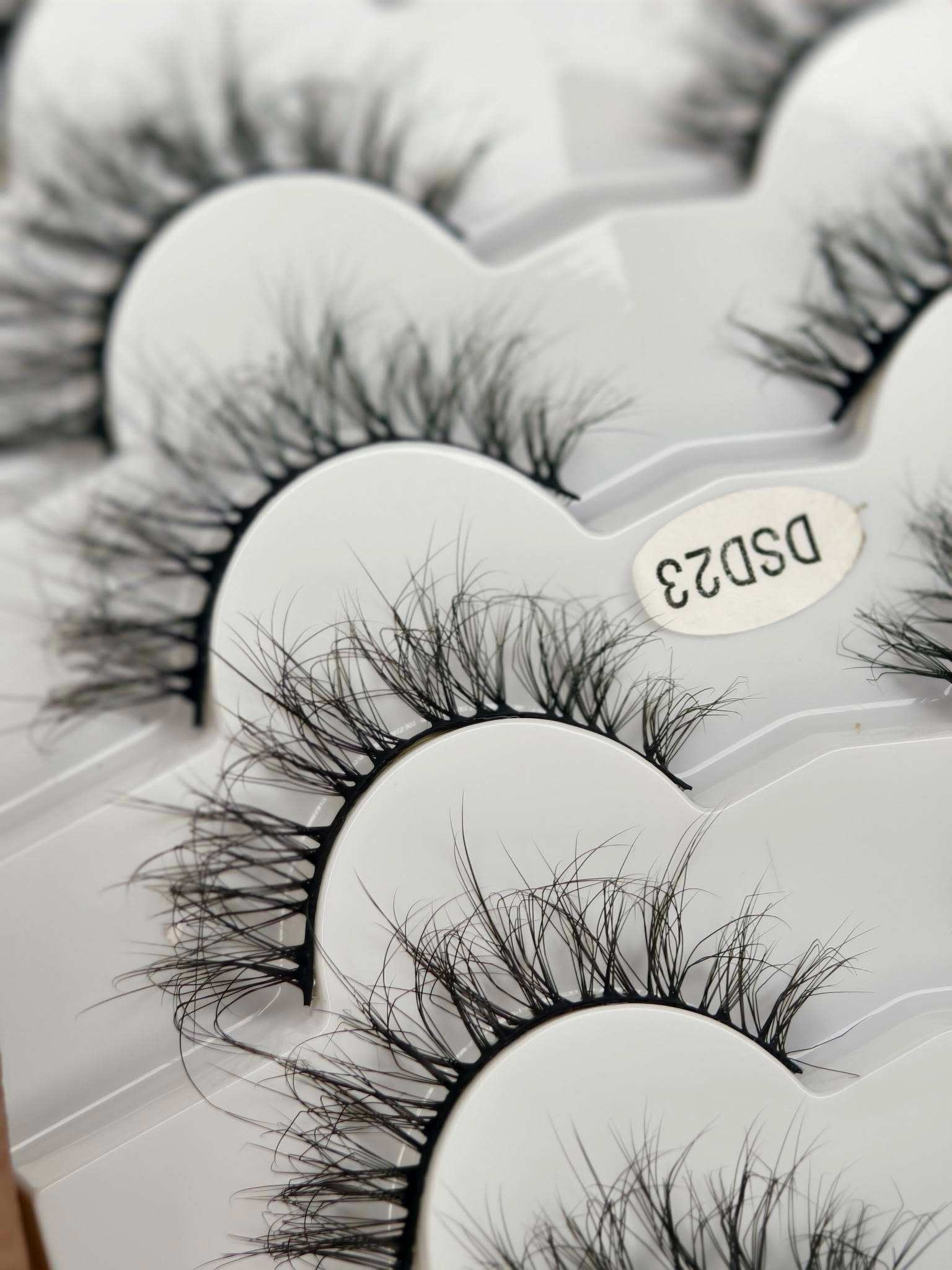 Extremly Natural lightweight lash-Dsd23